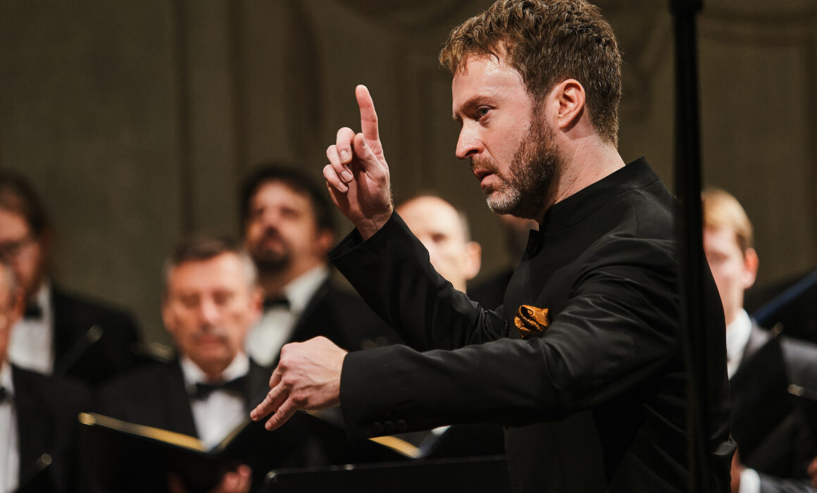 (c) Michael Romanovský